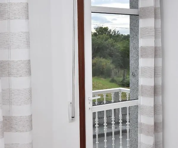 A Casa Do Sabugueiro * San Ciprián de Viñas